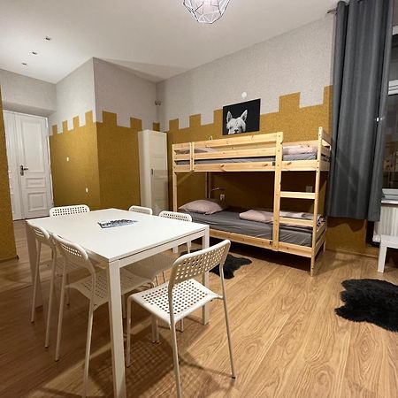 Girls Hostel Cracovia Esterno foto