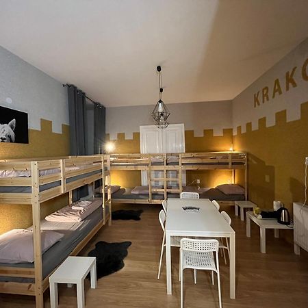 Girls Hostel Cracovia Esterno foto